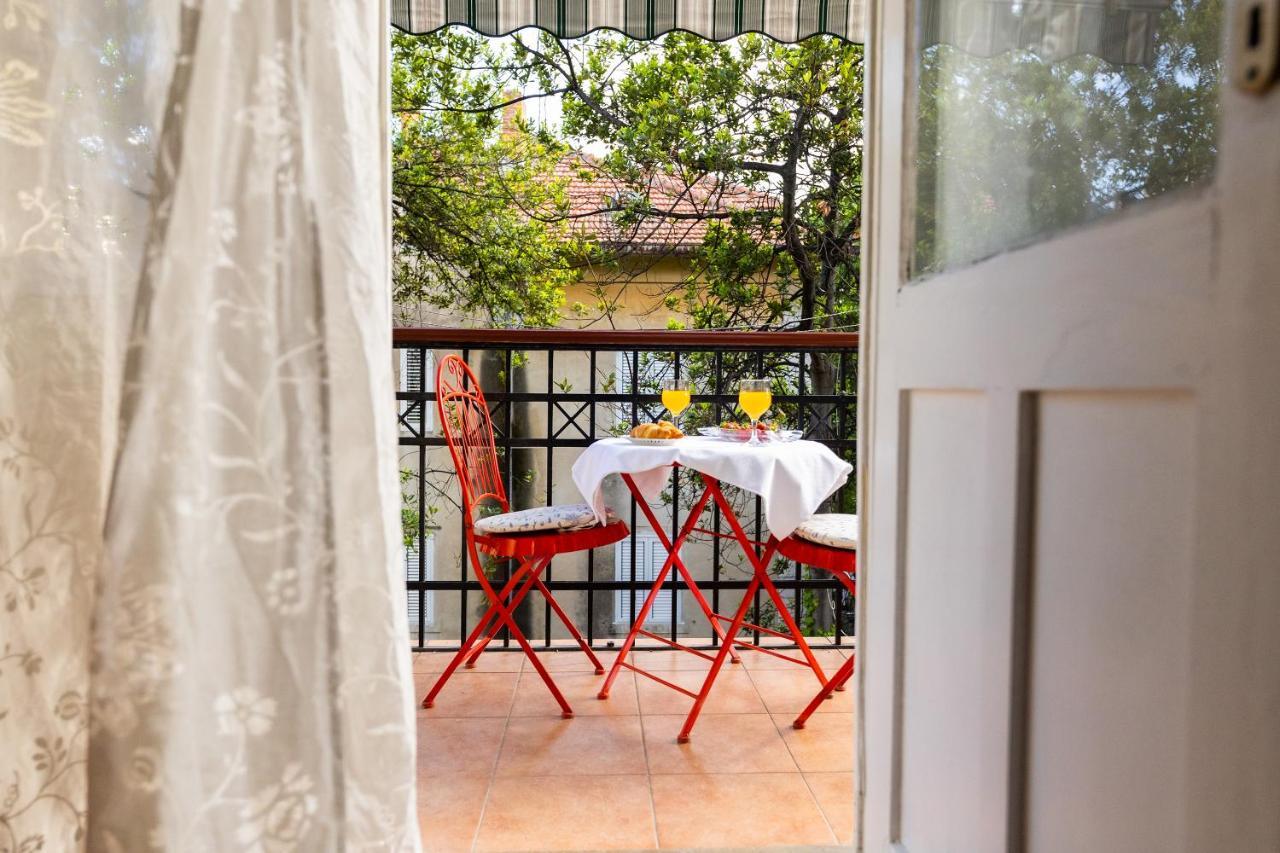 Central Garden View Home Split Exterior foto